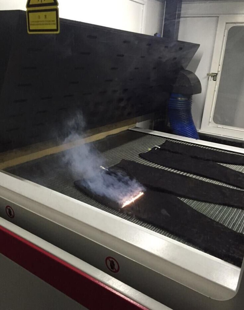 SC應用于激光切割皮革牛仔等